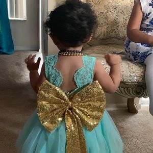 Meet your Posher, Ada